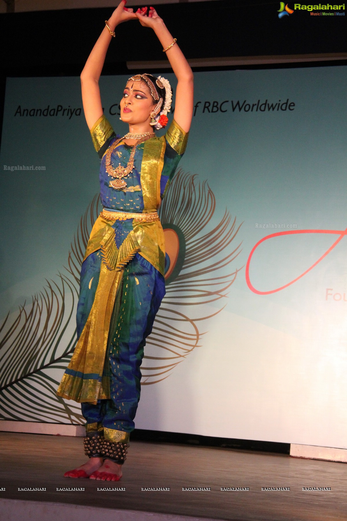 Bharatanatyam by Akhila Kovvuri at Telugu University Auditorium, Hyderabad 