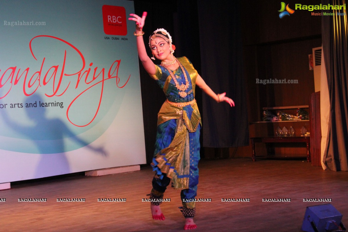 Bharatanatyam by Akhila Kovvuri at Telugu University Auditorium, Hyderabad 