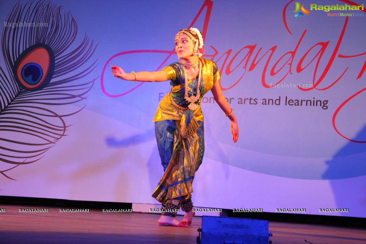 Bharatanatyam by Akhila Kovvuri at Telugu University Auditorium, Hyderabad 