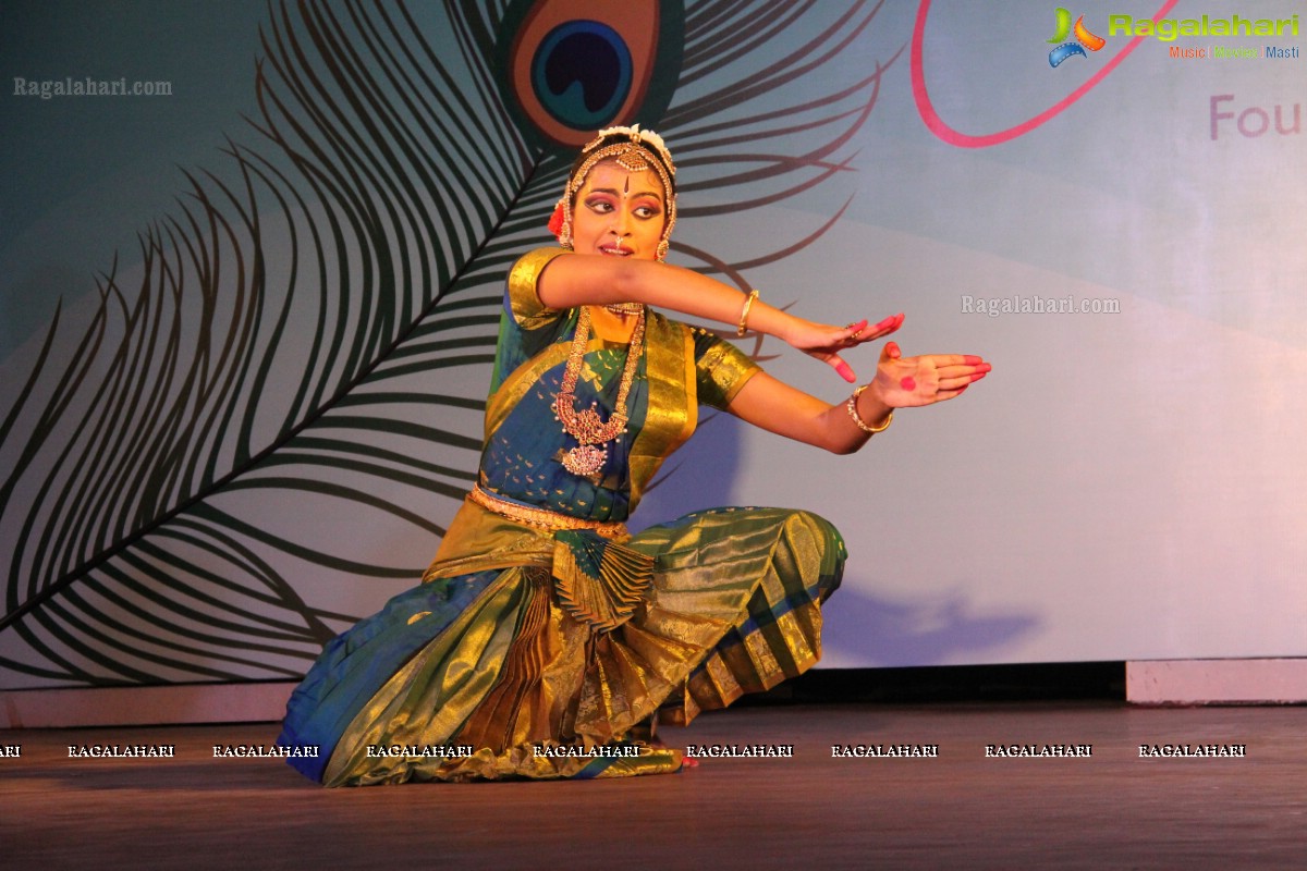 Bharatanatyam by Akhila Kovvuri at Telugu University Auditorium, Hyderabad 