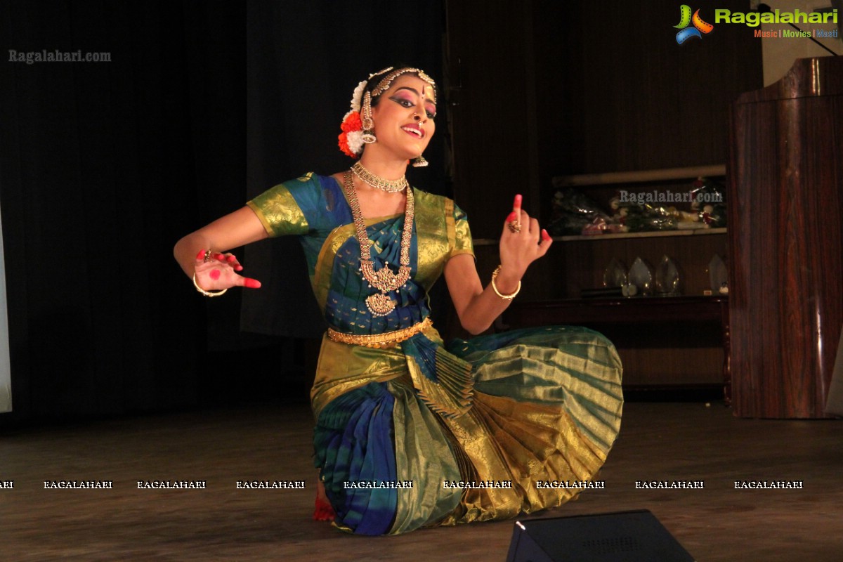 Bharatanatyam by Akhila Kovvuri at Telugu University Auditorium, Hyderabad 