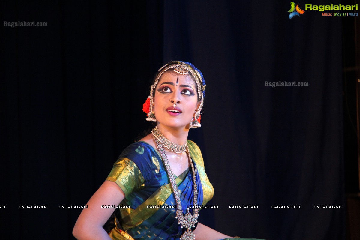 Bharatanatyam by Akhila Kovvuri at Telugu University Auditorium, Hyderabad 