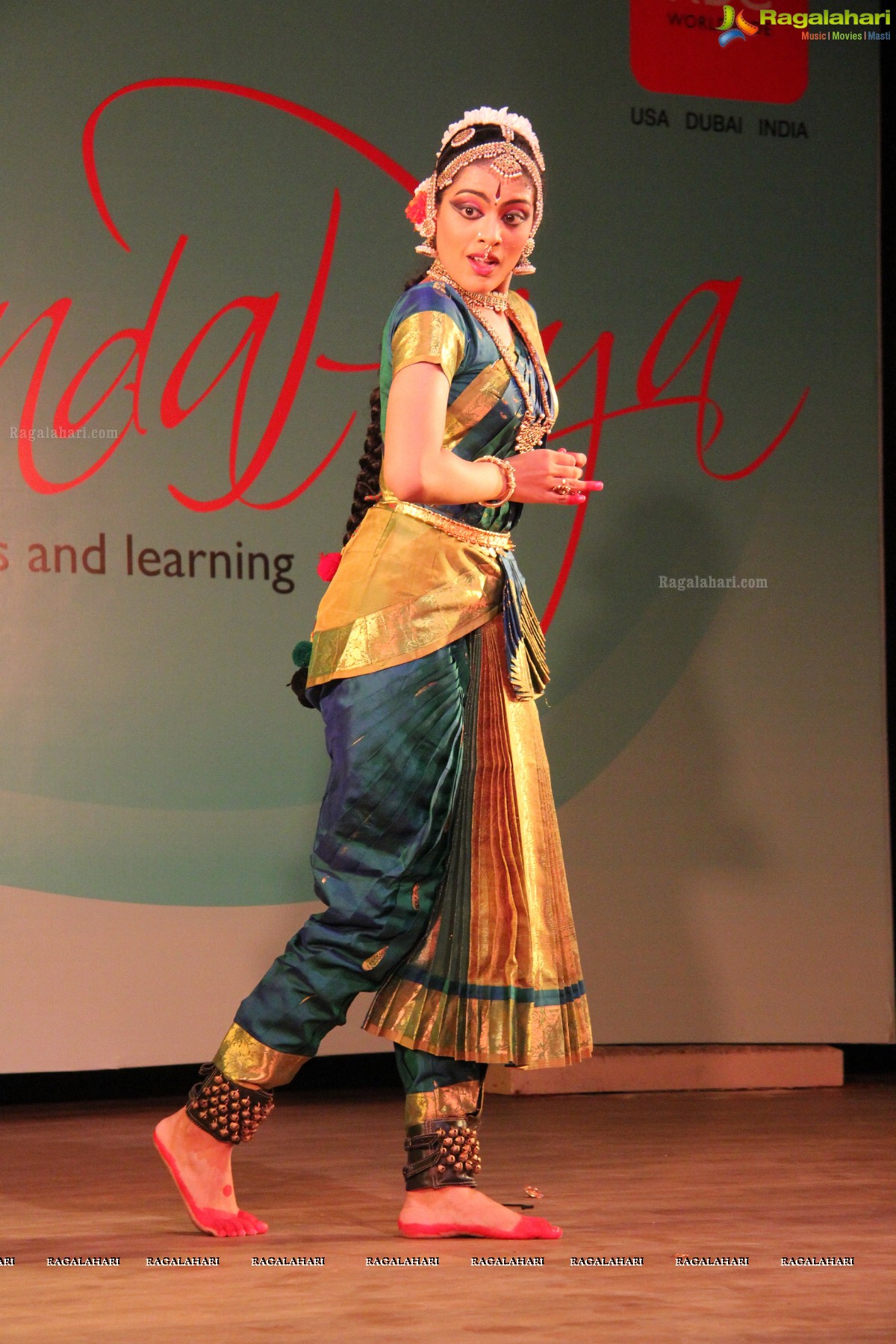 Bharatanatyam by Akhila Kovvuri at Telugu University Auditorium, Hyderabad 