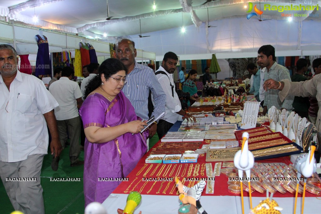 Lepakshi Handicrafts And Handlooms Exhibition (July 2014)