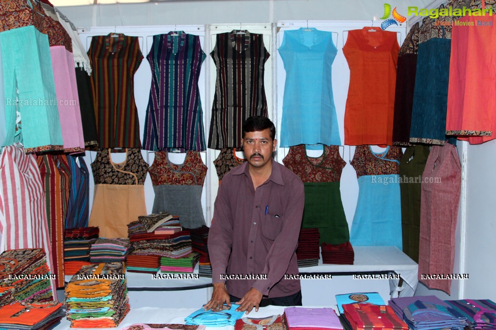 Lepakshi Handicrafts And Handlooms Exhibition (July 2014)