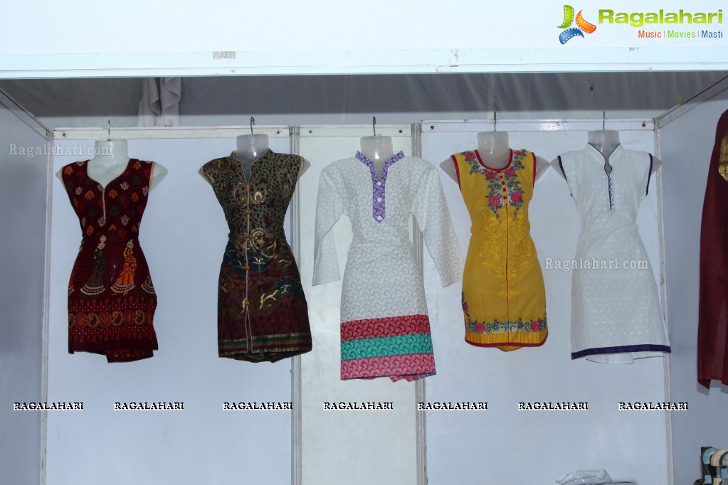 Lepakshi Handicrafts And Handlooms Exhibition (July 2014)