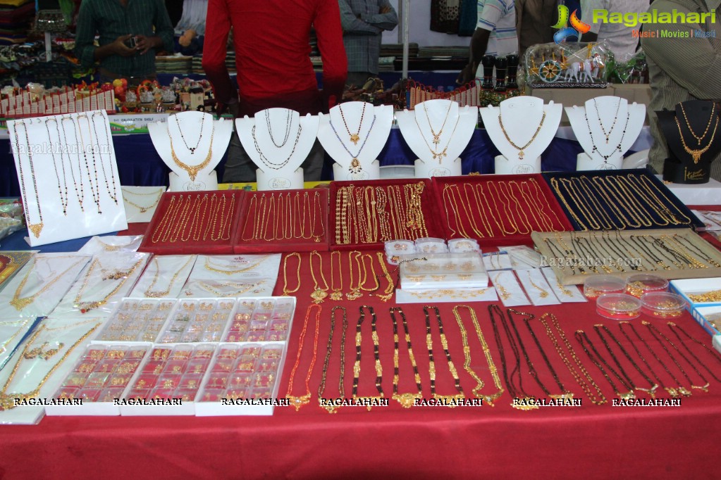 Lepakshi Handicrafts And Handlooms Exhibition (July 2014)