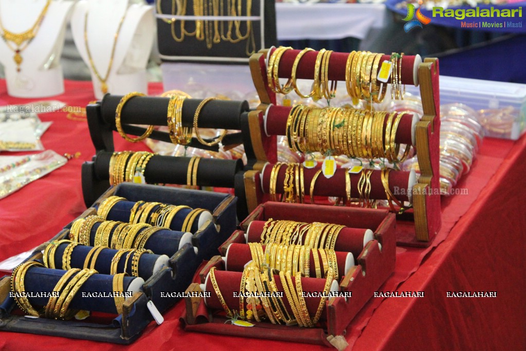 Lepakshi Handicrafts And Handlooms Exhibition (July 2014)