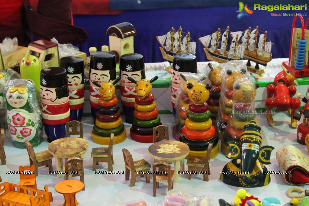 Lepakshi Handicrafts And Handlooms Exhibition (July 2014)