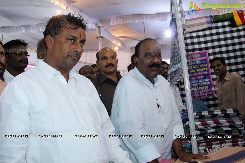 Lepakshi Handicrafts And Handlooms Exhibition (July 2014)