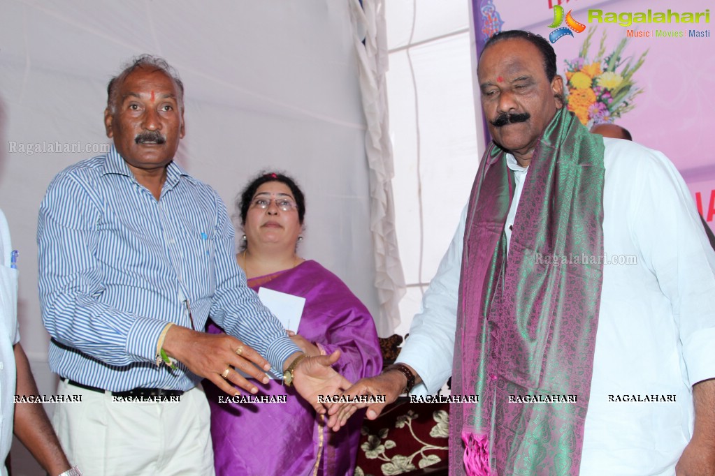 Lepakshi Handicrafts And Handlooms Exhibition (July 2014)