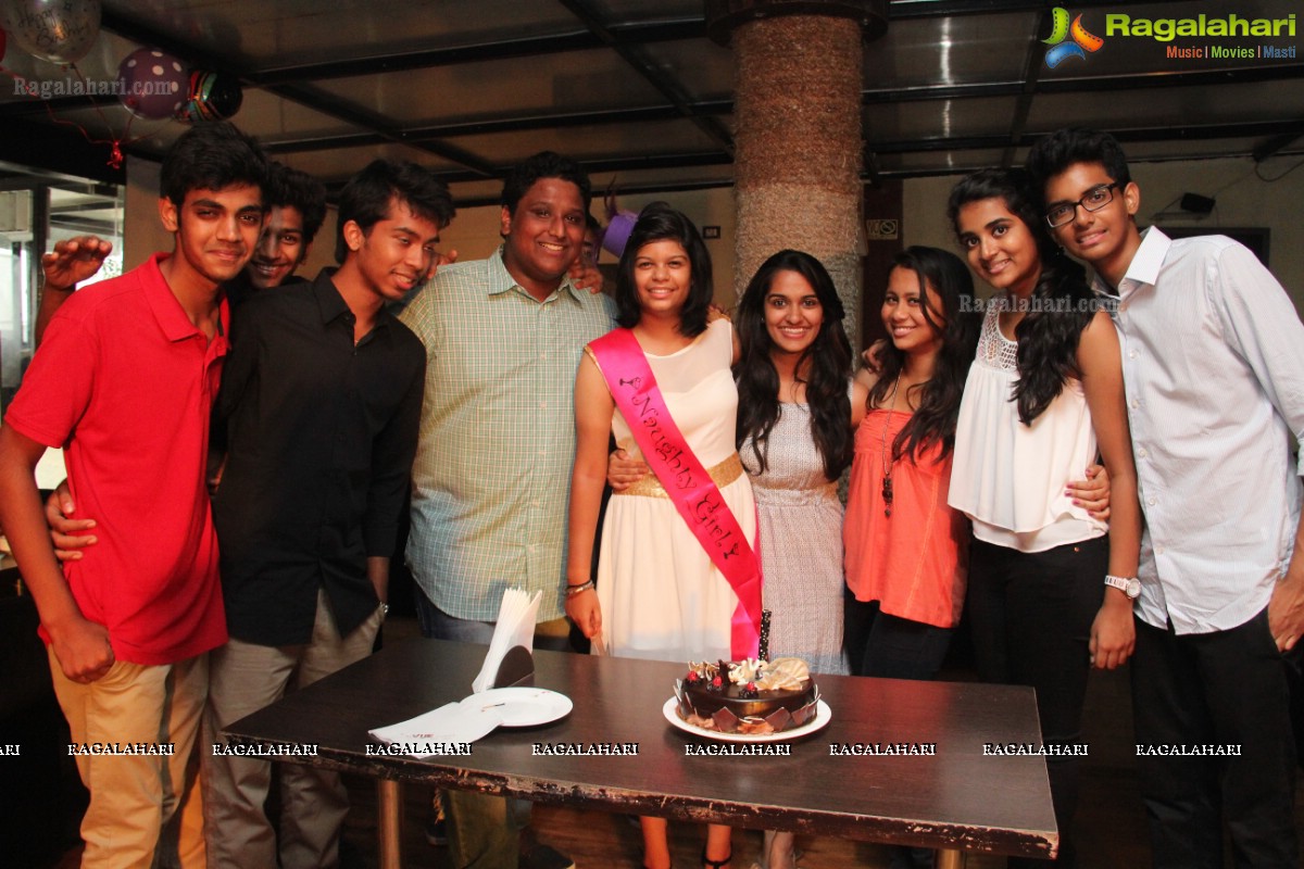 Mallveka Birthday Party 2014 at The Vue Lounge, Hyderabad