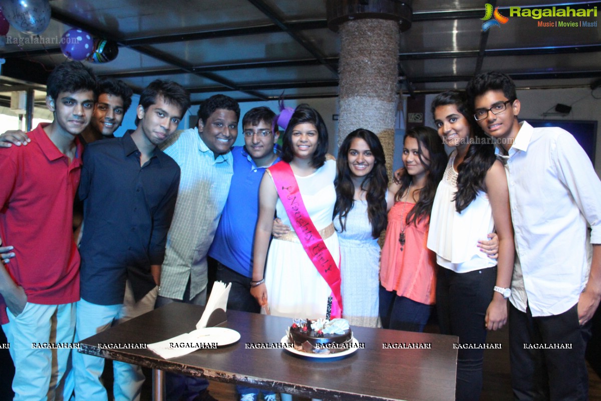 Mallveka Birthday Party 2014 at The Vue Lounge, Hyderabad