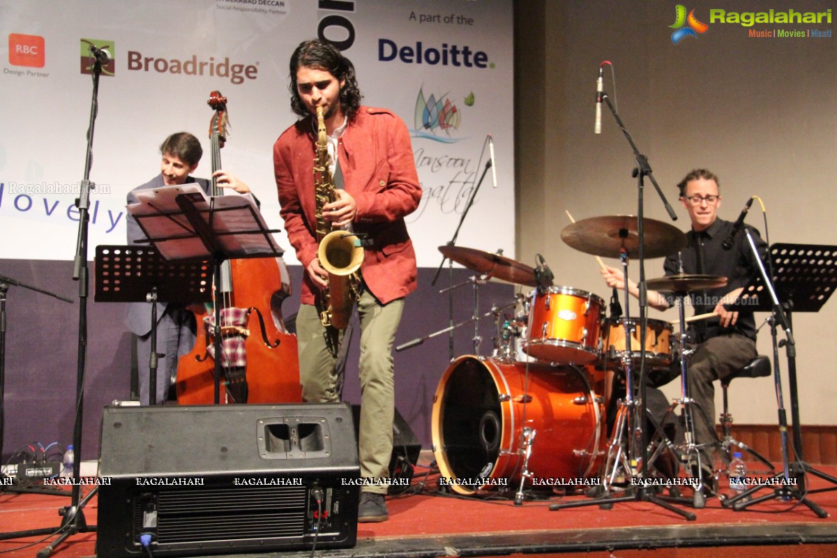 Monsoon Jazz 2014: Concert With The Sharik Hasan Quartet