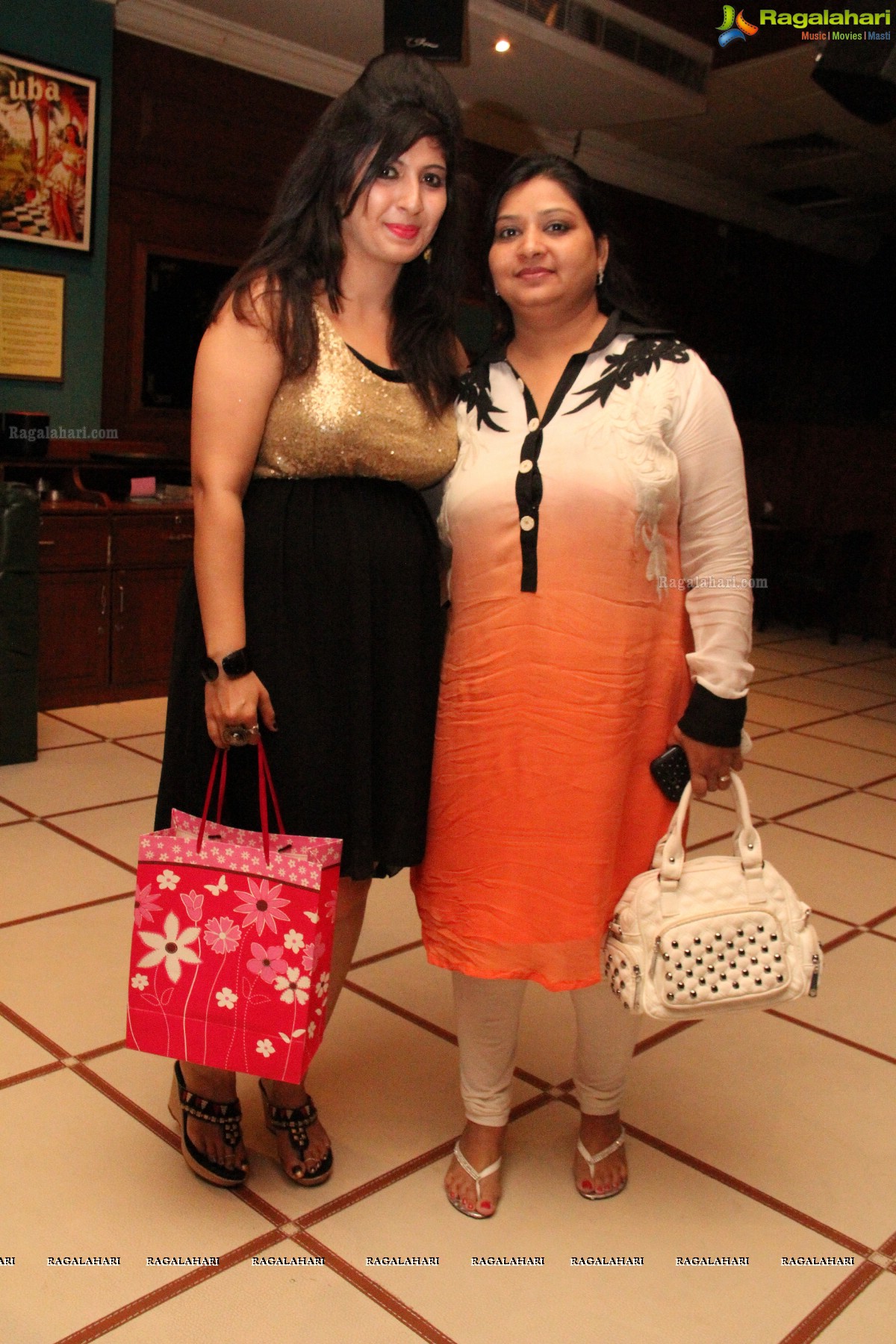 Neha Palan Birthday Bash 2014 at Cuba Libre