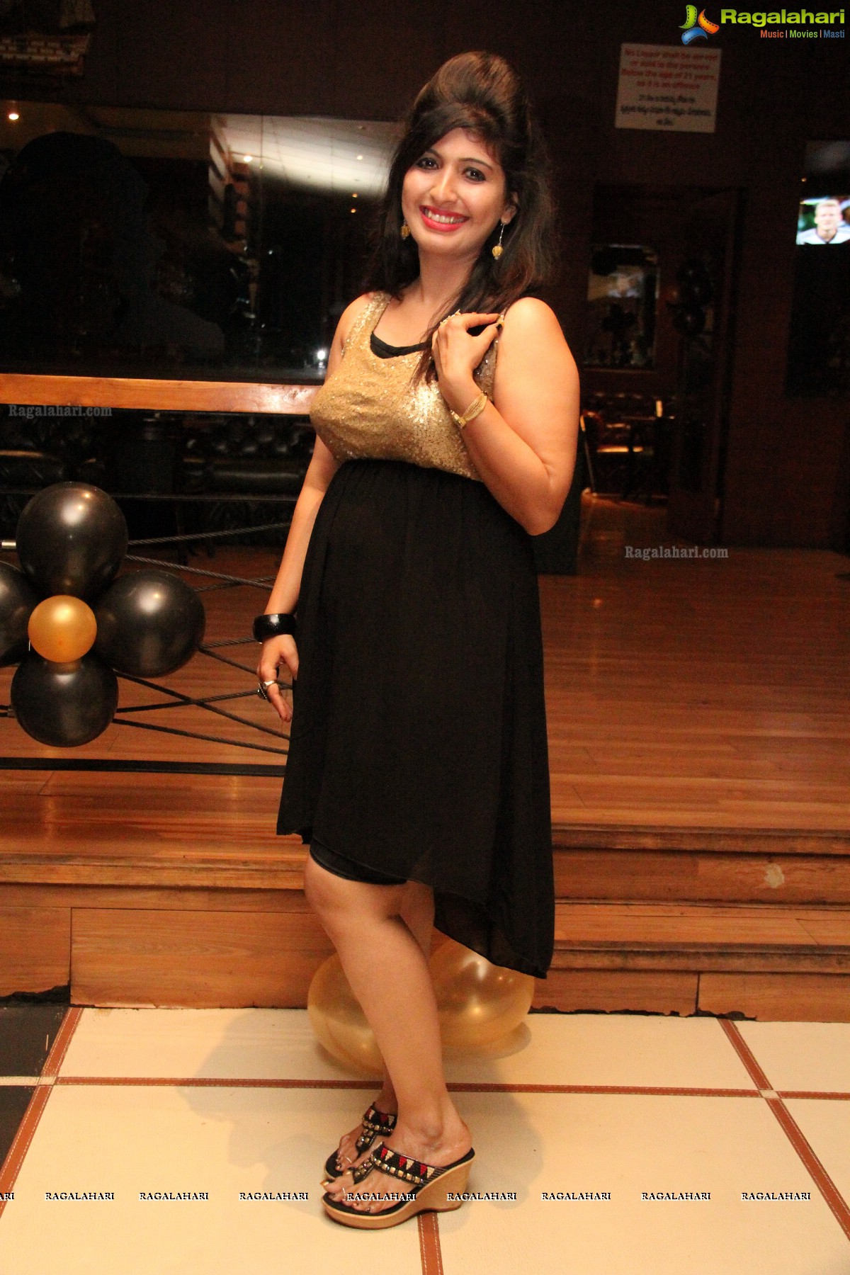 Neha Palan Birthday Bash 2014 at Cuba Libre