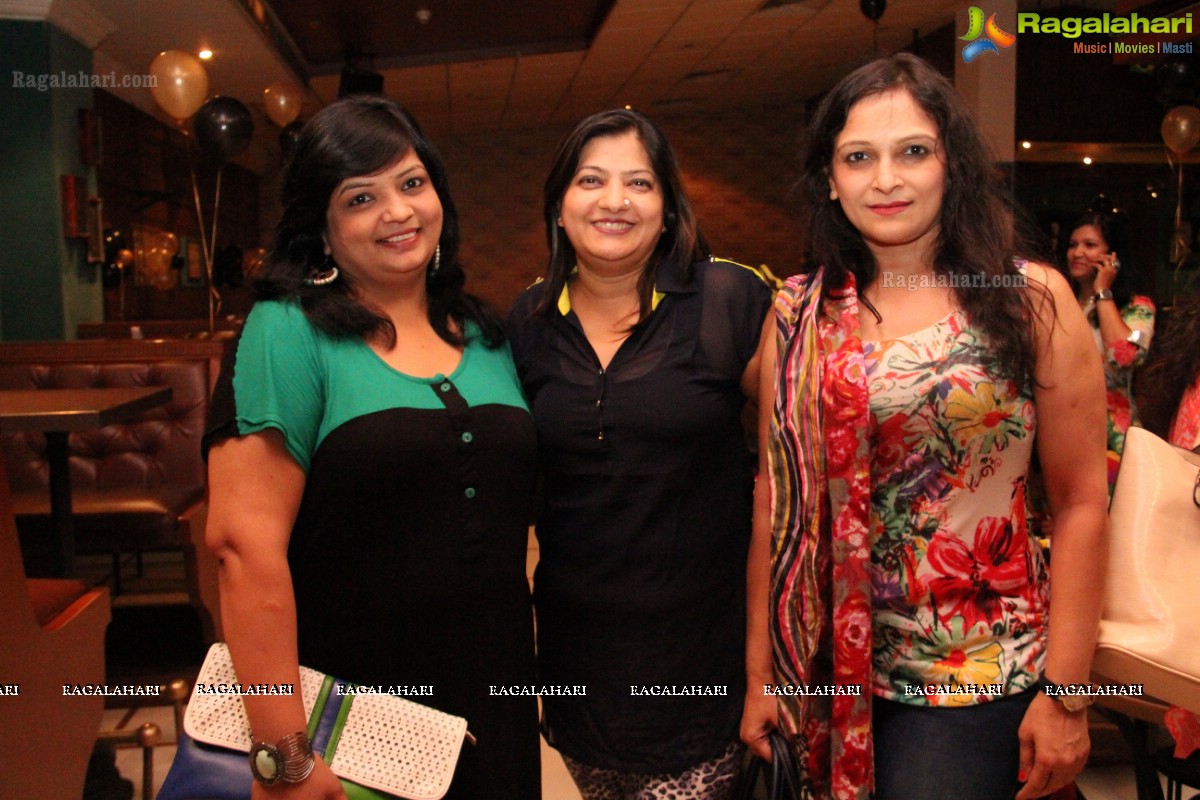 Neha Palan Birthday Bash 2014 at Cuba Libre