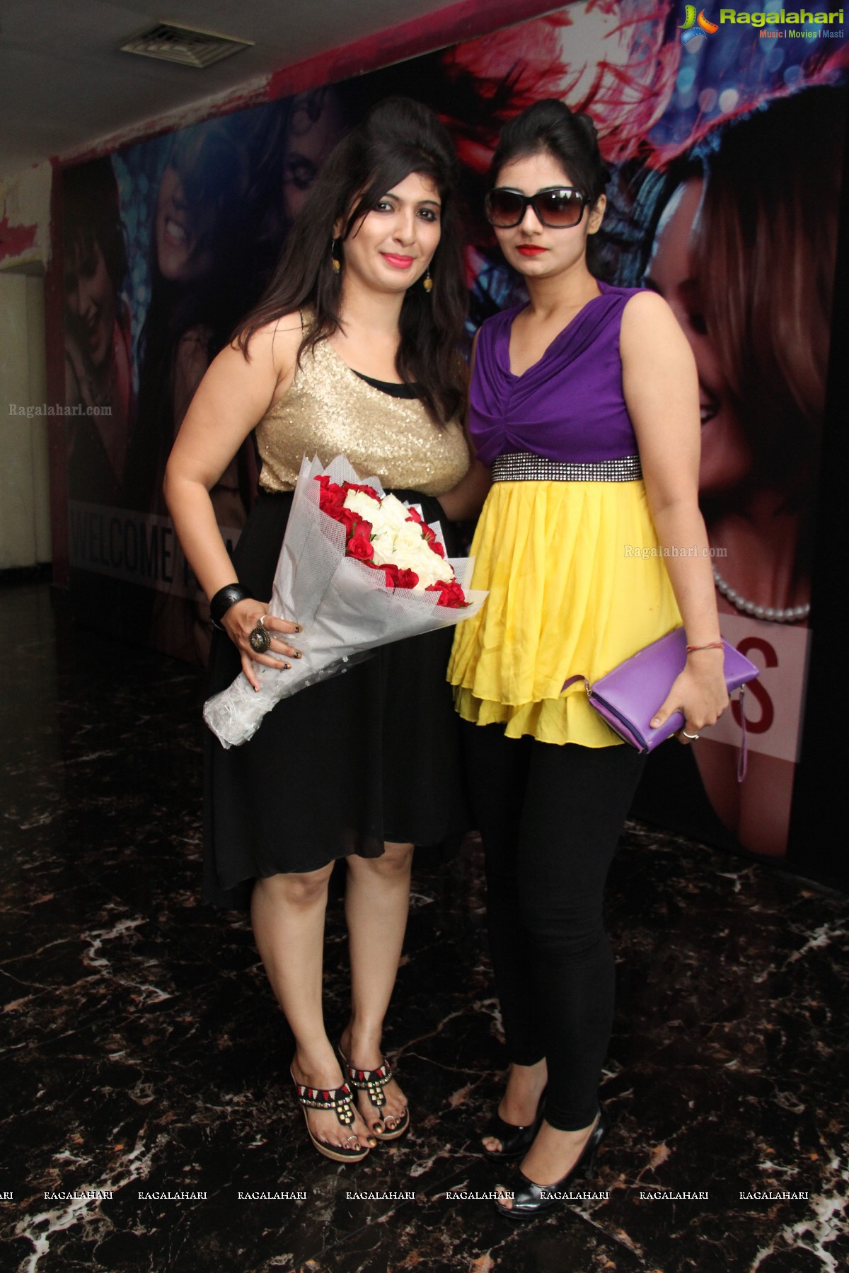 Neha Palan Birthday Bash 2014 at Cuba Libre