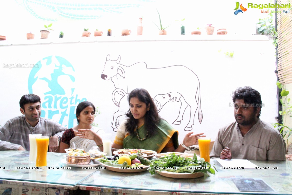 Anchor Jhansi inaugurates Organic Bites Restaurant, Hyderabad