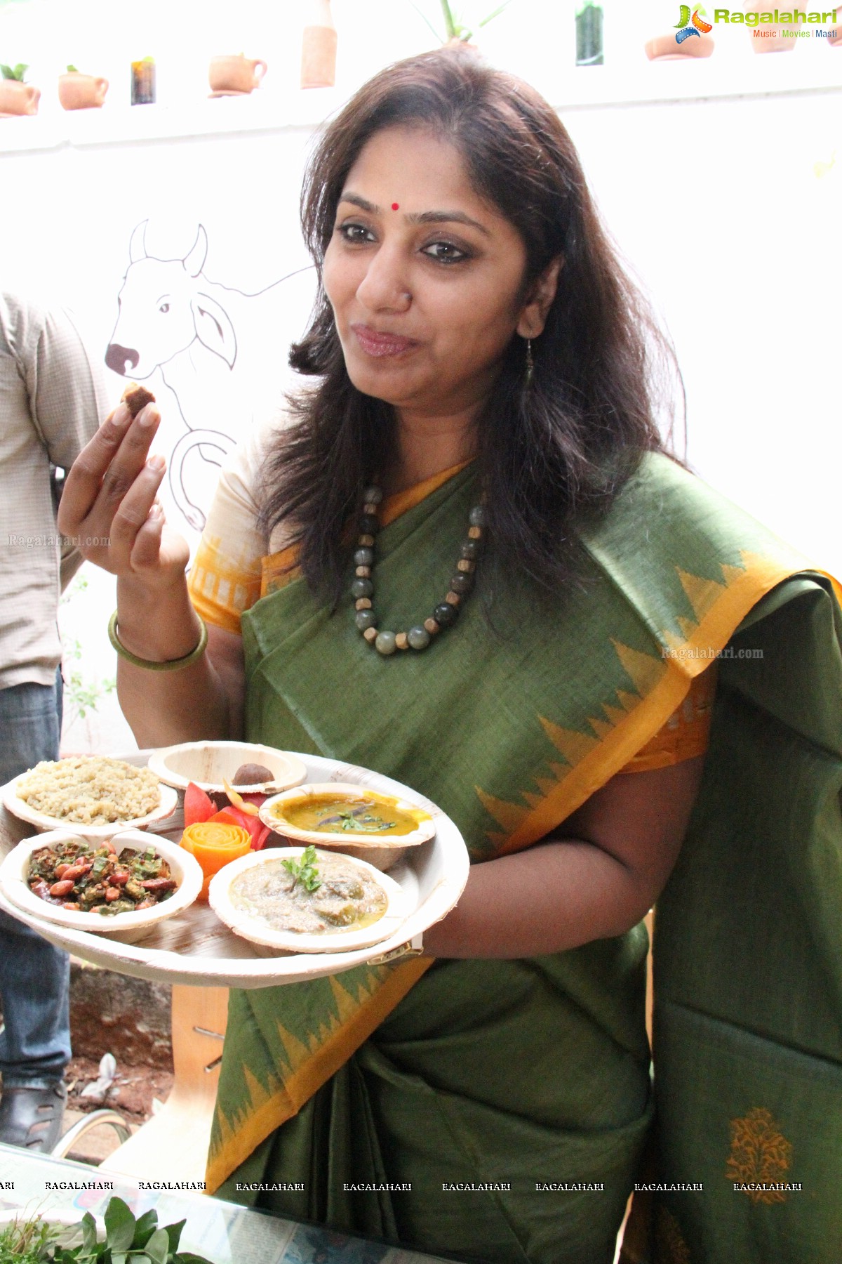 Anchor Jhansi inaugurates Organic Bites Restaurant, Hyderabad