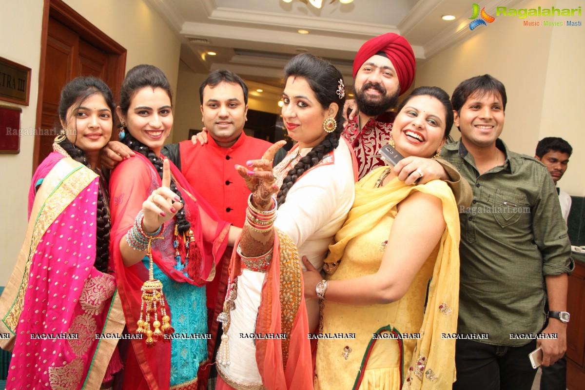 Partyholics Get-Together Party (July 2014) at Katriya Hotel, Hyderabad