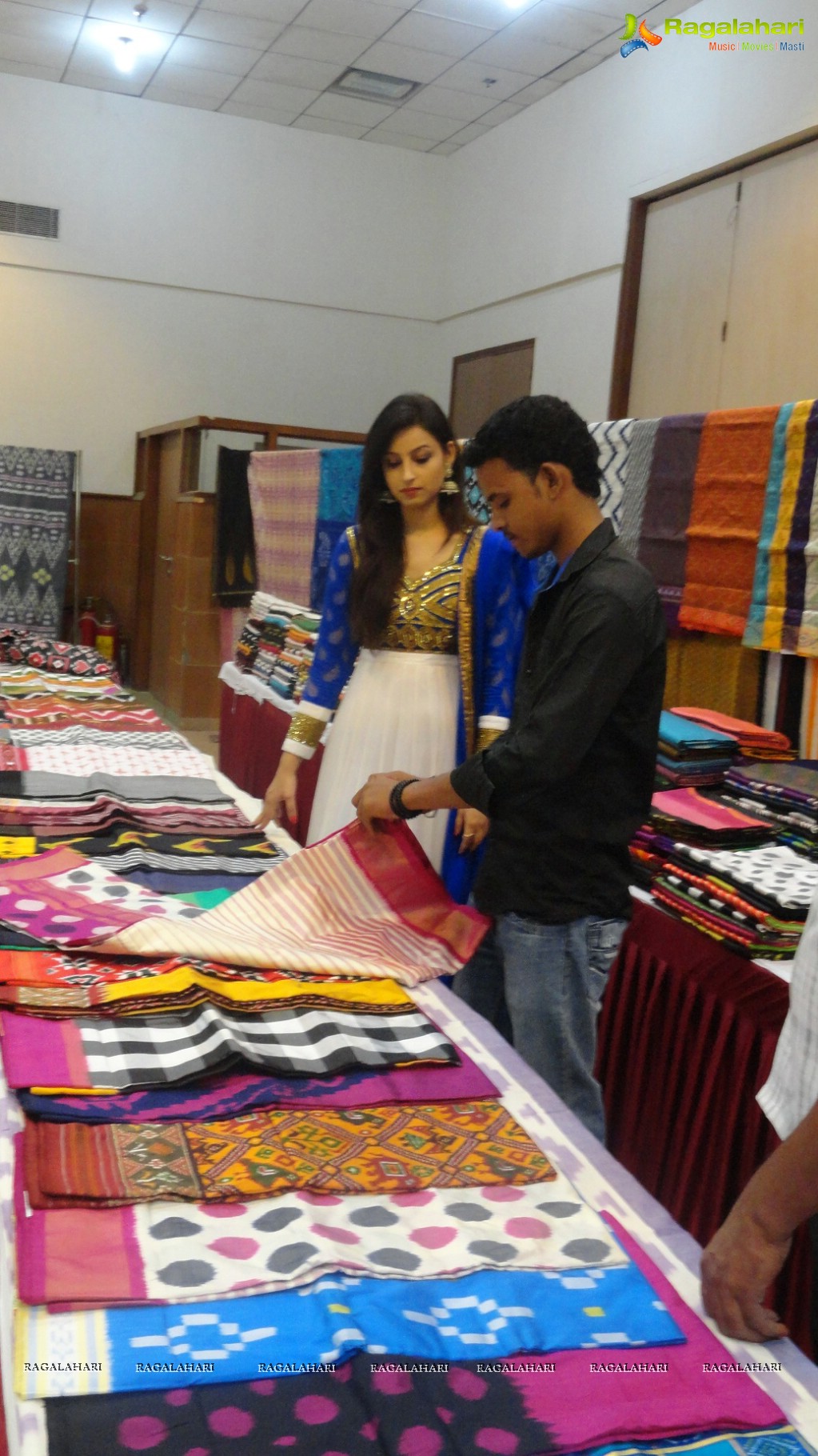 Pochampally Ikat Art Mela Begins at New Delhi