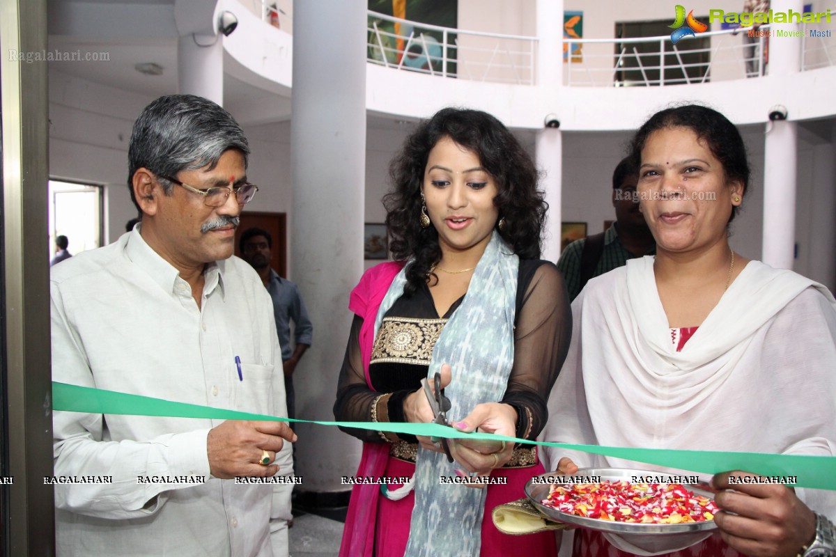 Deepu Naidu inaugurates Pochampally IKAT Art Mela, Hyderabad