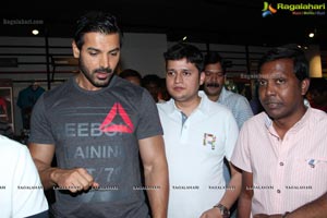 Reebok John Abraham