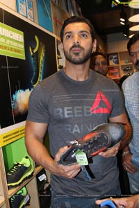 Reebok John Abraham