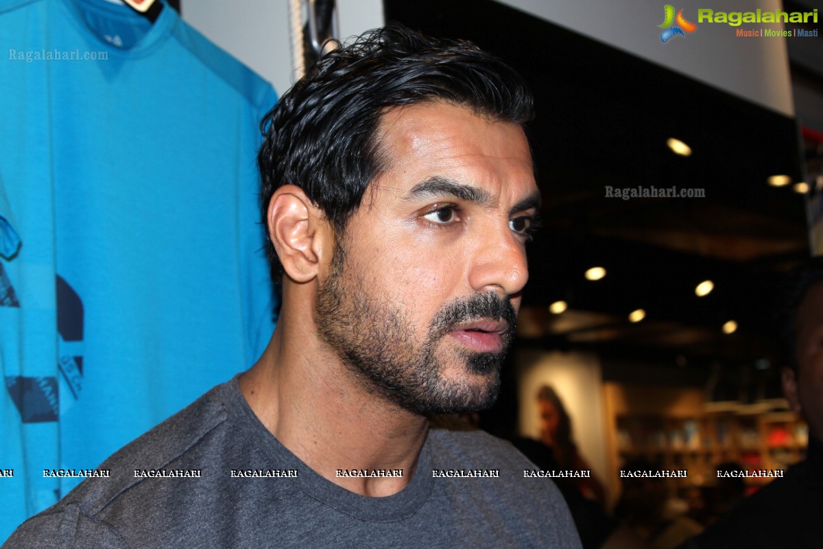 John Abraham at Reebok Zquick Shoes Launch Promotion