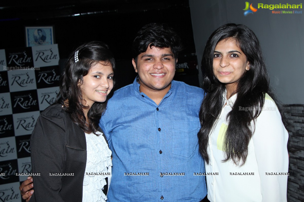 Rishabh Dalmia Birthday Celebrations 2014 at Rain Club, Hyderabad