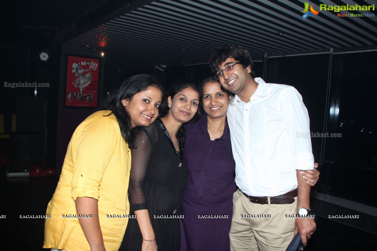 Sanchit Birthday Celebrations 2014 at Mosh Pit, Hyderabad