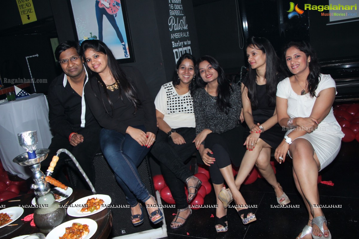 Sanchit Birthday Celebrations 2014 at Mosh Pit, Hyderabad