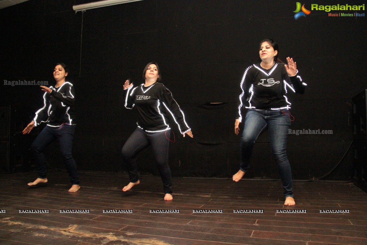 Aja Nach Le Nach Le Mere Yaar: Sanskruti Ladies' Club Event