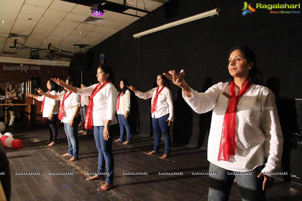 Aja Nach Le Nach Le Mere Yaar: Sanskruti Ladies' Club Event