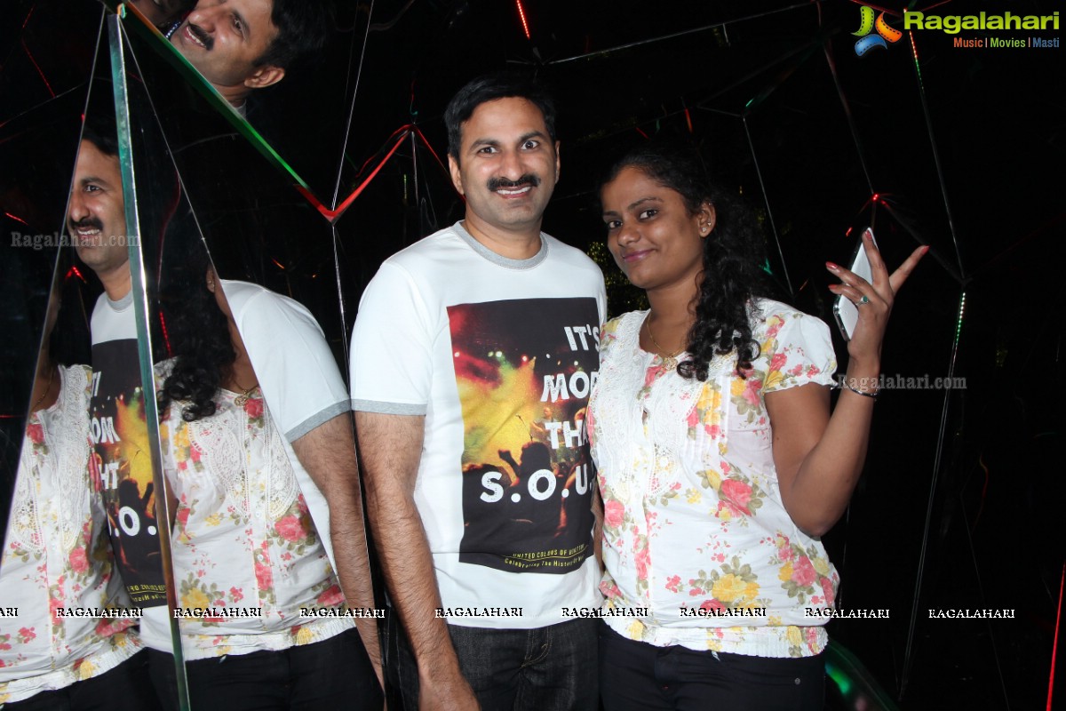 Hate Story 2 Team parties at Kismet Pub, Hyderabad