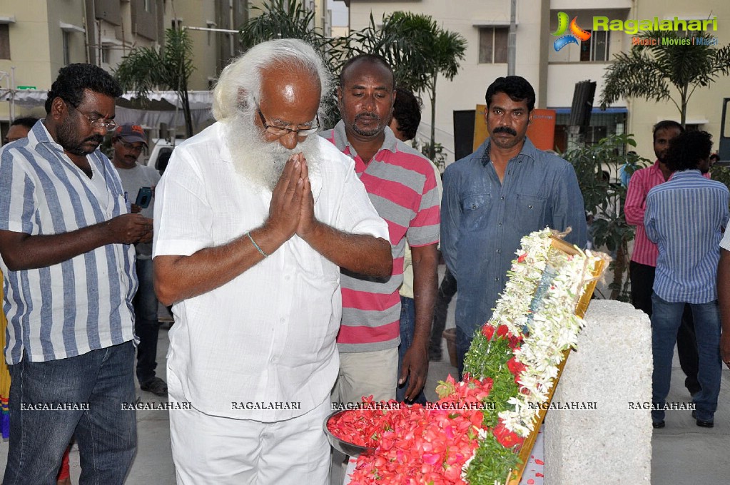 Chitrapuri Colony Condolence to APJ Abdul Kalam