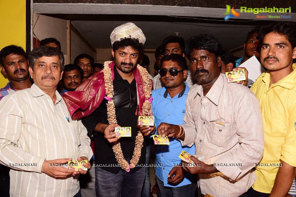 Kalyan Ram Birthday Celebrations 2015 with Fans