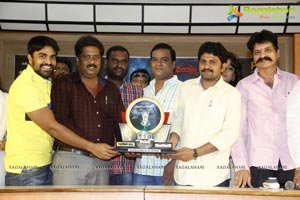 Sahasam Seyara Dimbhaka Platinum Disc