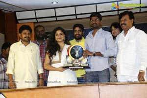 Sahasam Seyara Dimbhaka Platinum Disc