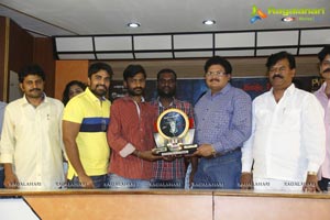 Sahasam Seyara Dimbhaka Platinum Disc