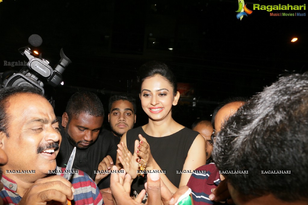 Rakul Preet Singh launches Bahar Cafe in Hyderabad