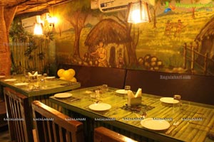 De Forest Theme Restaurant