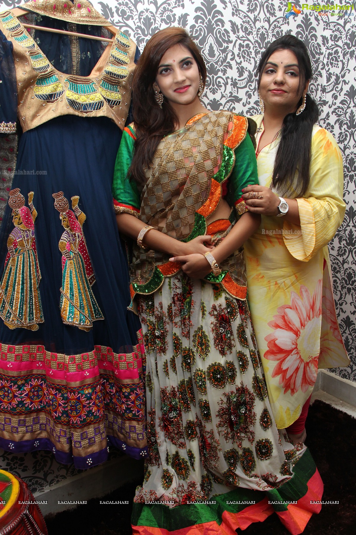 Designer Sony Reddy showcases Akarshana and celebrated her grand success of 'Bangalore Fashion Week'