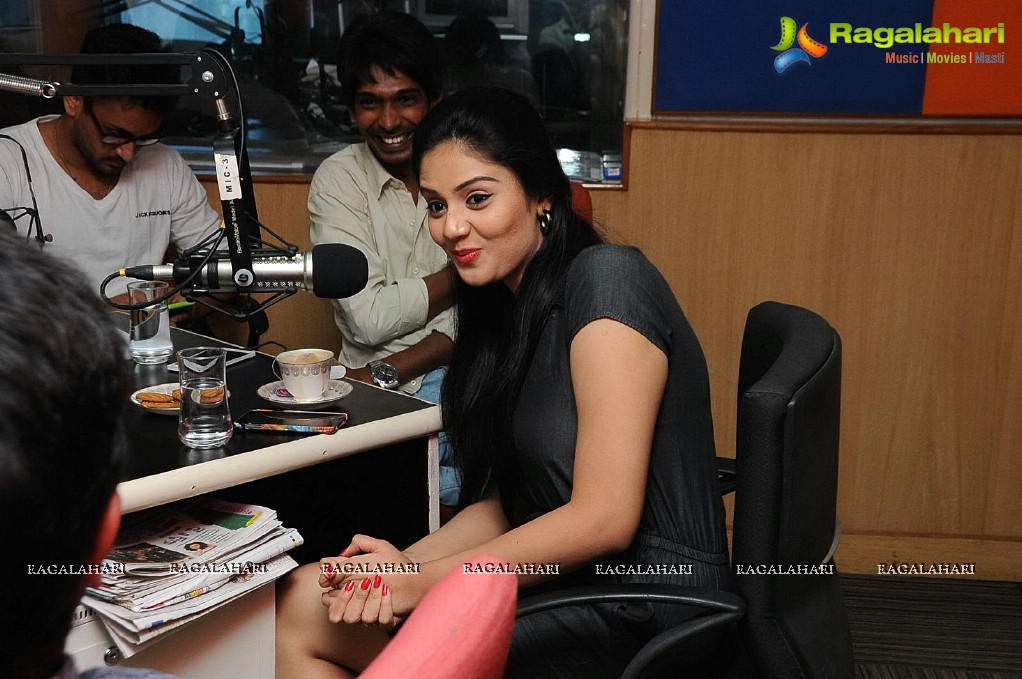 Dhanalakshmi Talupu Tadithey Team at Radio City