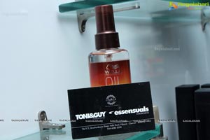  Essensuals by Toni and Guy