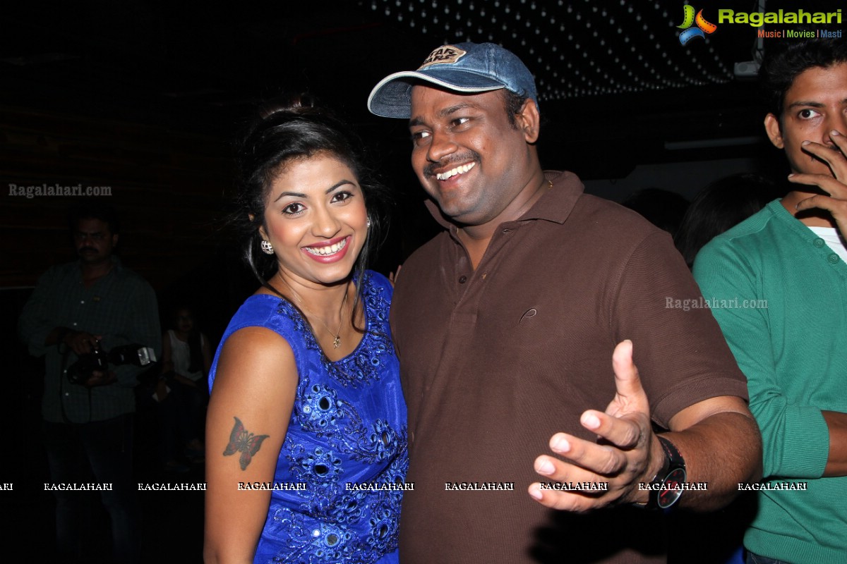 Geethanjali Thasya Birthday Bash 2015 at Liquids