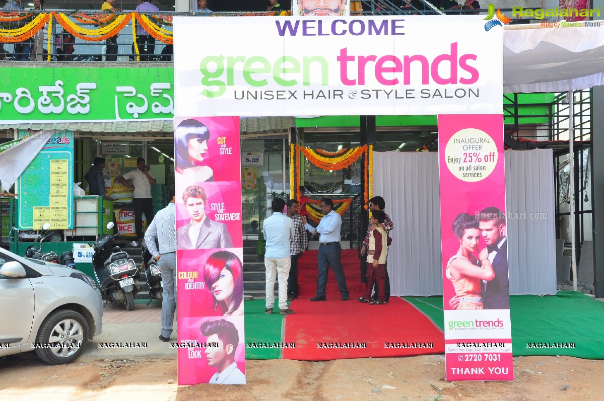 Poonam Kaur launches Green Trends 261st Salon in Boduppal, Hyderabad