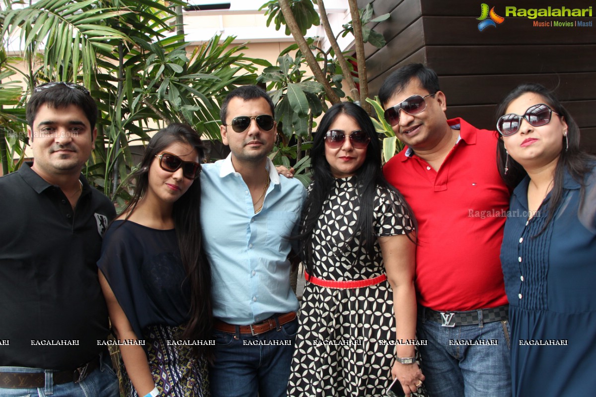 Party Hosted by Gunjan Kadakia and Vishal Naredi at OTM Sundowner, Hyderabad