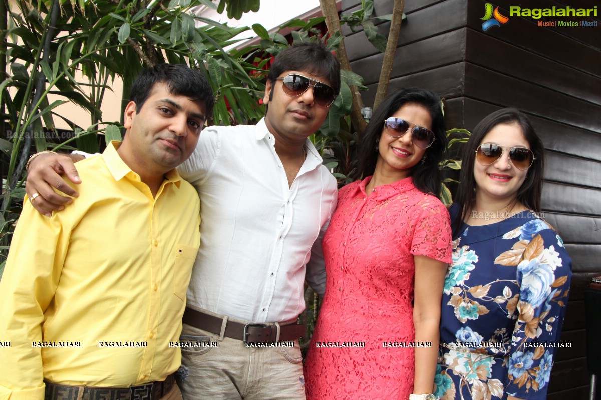 Party Hosted by Gunjan Kadakia and Vishal Naredi at OTM Sundowner, Hyderabad